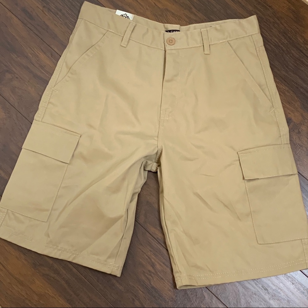 Tan Canyon Club cargo shorts.